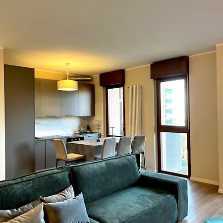 Apartamento Stadio Fiera Ampio E Luminoso Con Balcone *